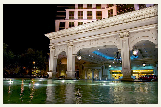 horseshoe casino shreveport pool